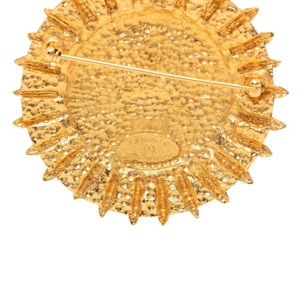 CHANEL Gold Logo Brooch - Picture 3 of 3